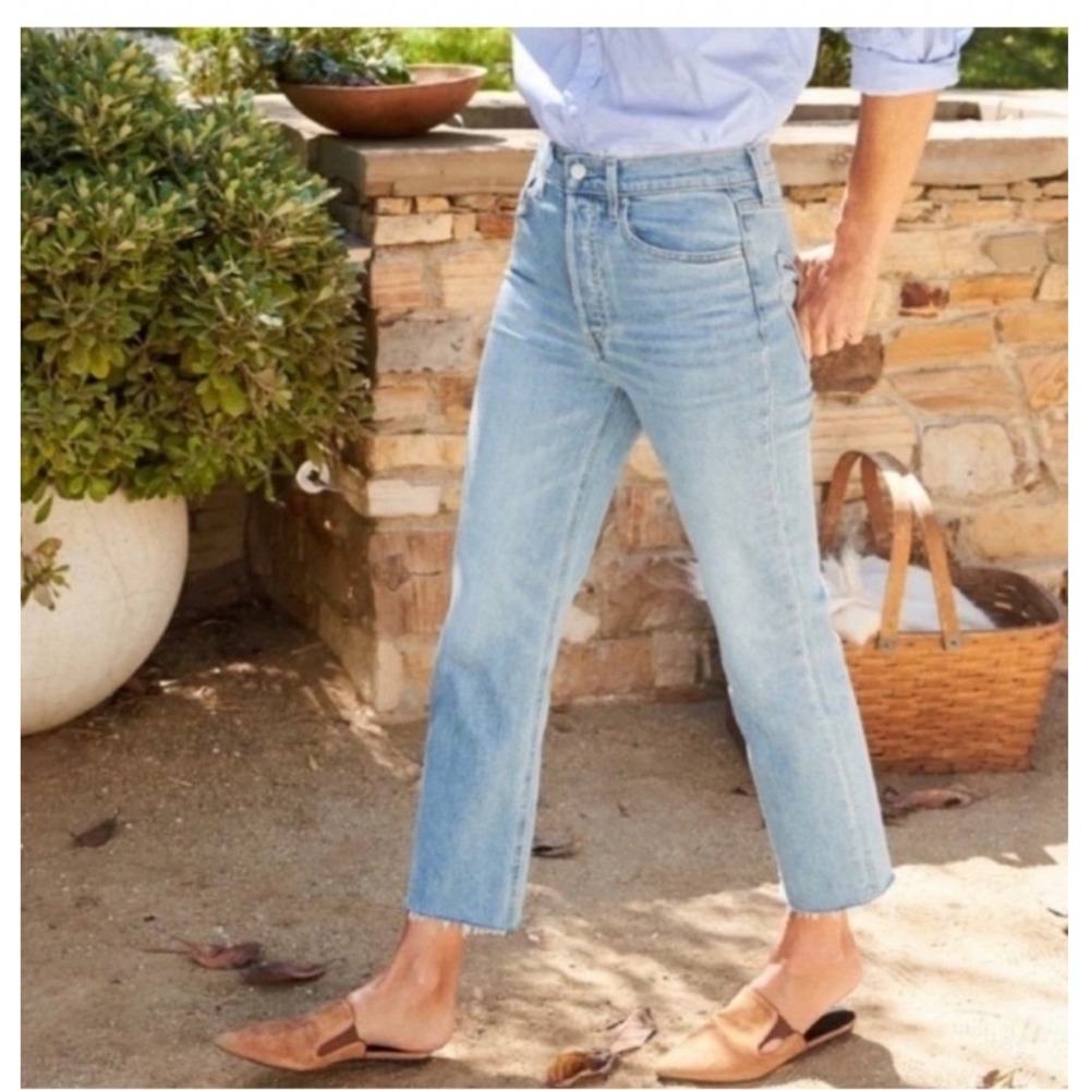 Frank & Eileen Monaghan Jeans 31 Light Wash High Rise Raw Hem Straight